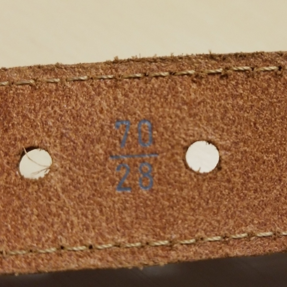 A.P.C. Belt Burgandy - Picture 7 of 8